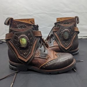 El Gato Montes Handmade Leather boots adorned with Labradorite Size 8